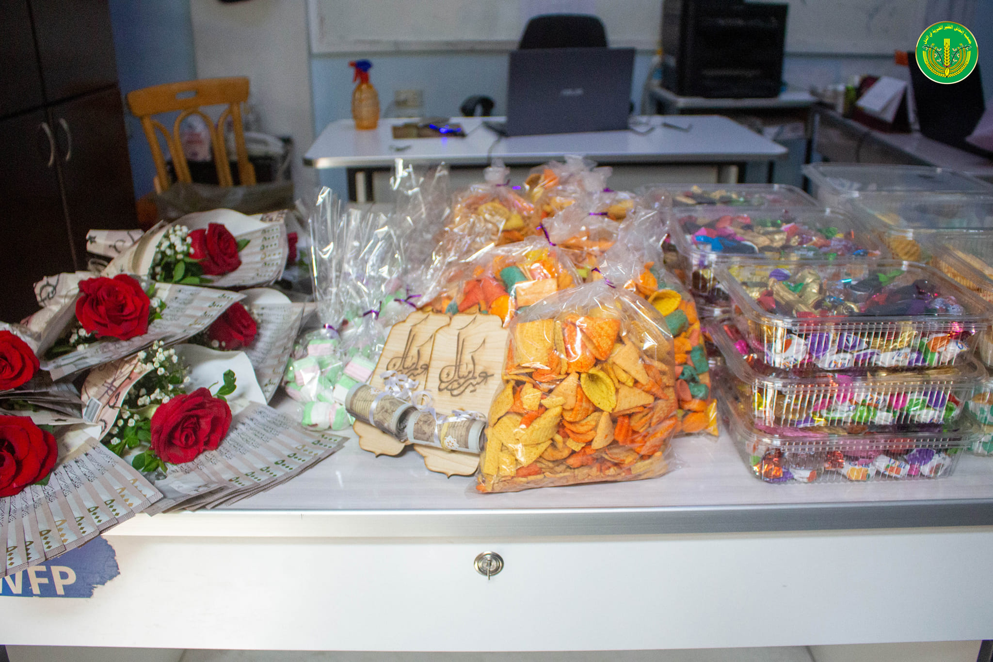 جانب من الهدايا والعيديات التي تم توزيعها على الأيتام من قبل بعض الكفلاء  😍